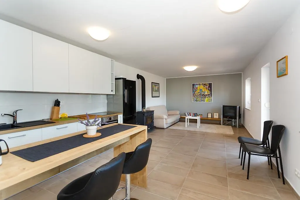 Villa Mirela Apartment Vrbnik