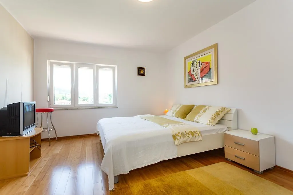 Villa Mirela Apartment Vrbnik