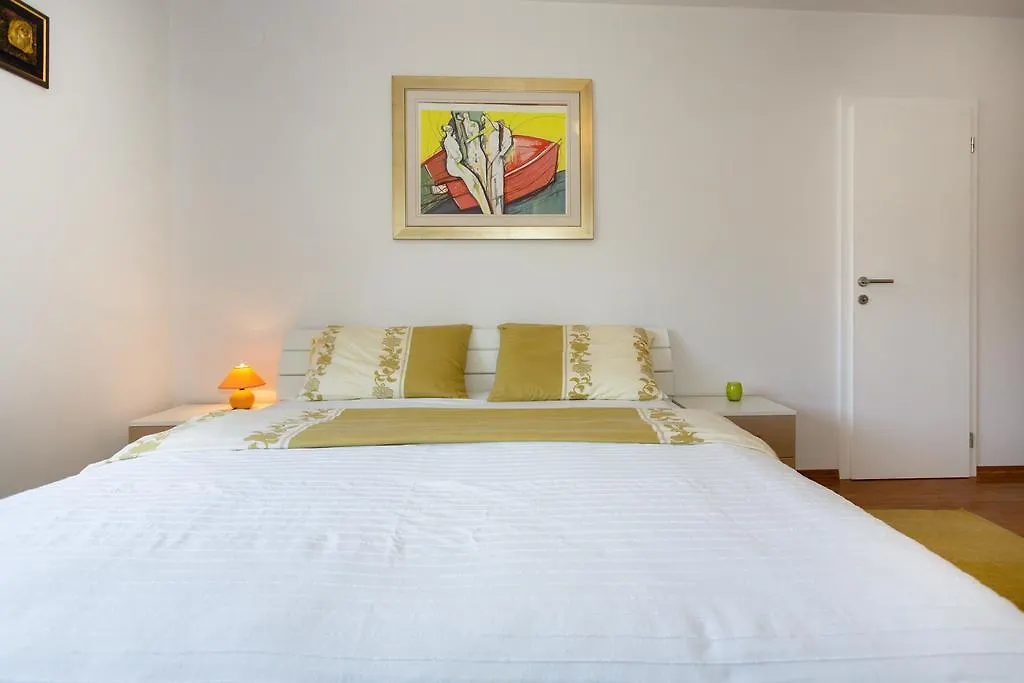 Villa Mirela Apartment Vrbnik
