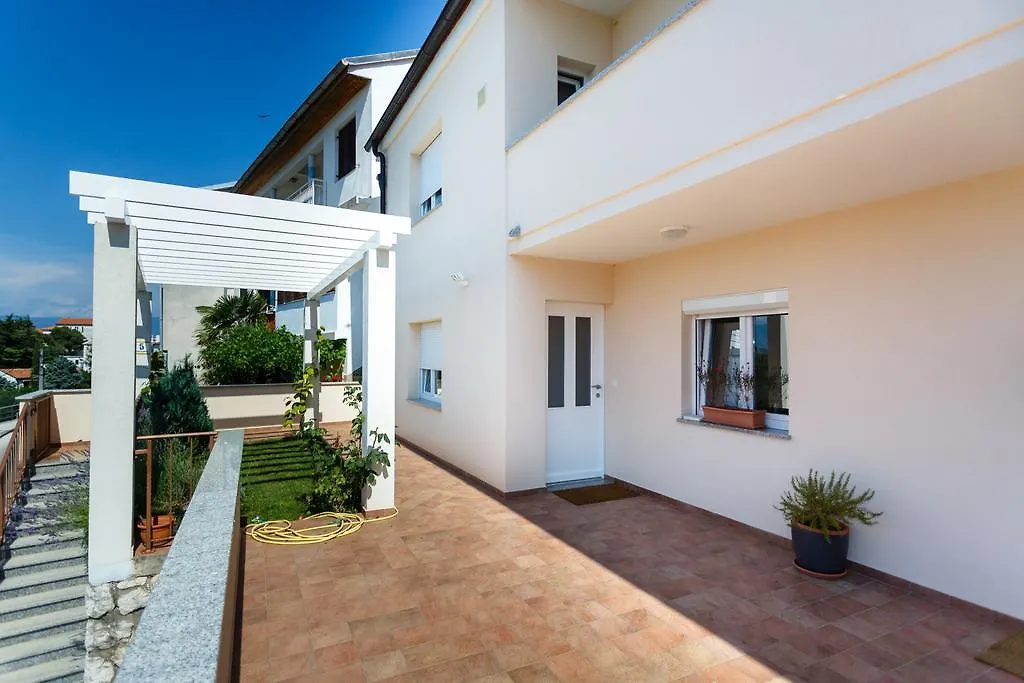 Villa Mirela Apartment Vrbnik